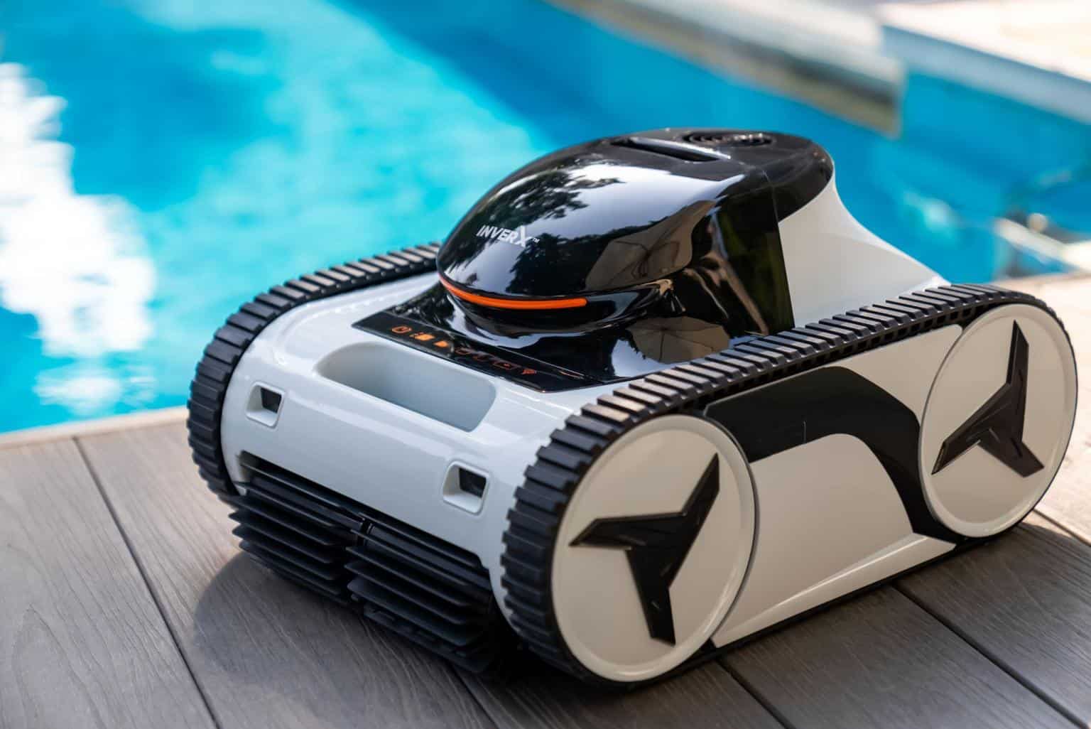 Poolroboter für effiziente Reinigung im Pool – U. M. Pool GmbH, spezialisiert auf Poolzubehör und Wa.