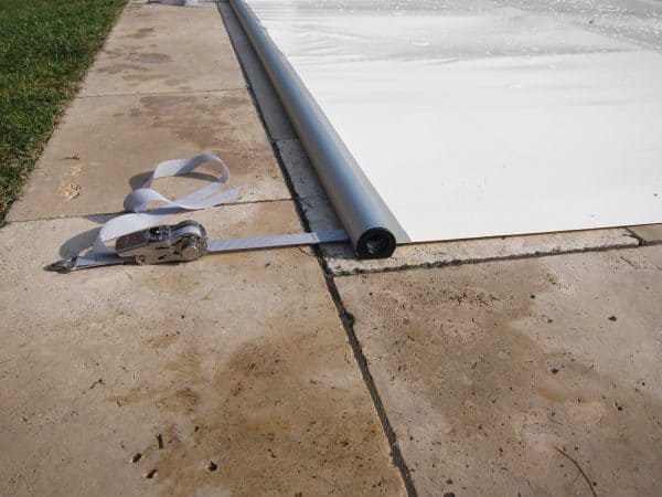 Rollabdeckung für Schwimmbad, einfache Handhabung, langlebig, sicher.